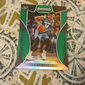 Tyler herro green prizm rookie card